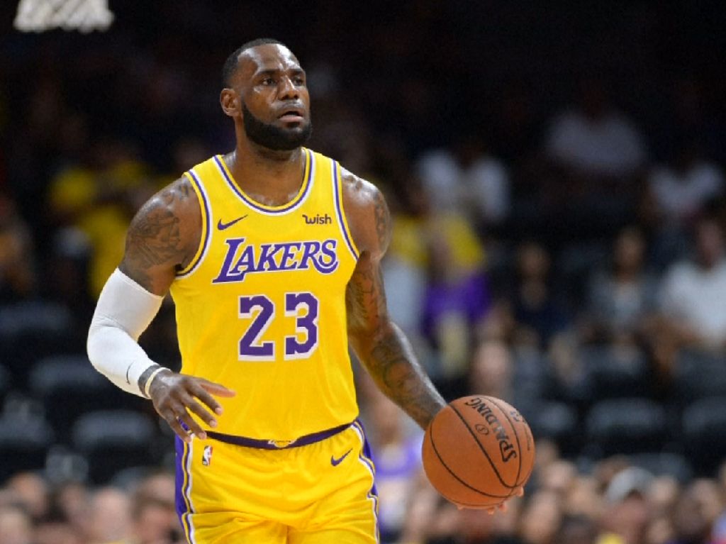 LeBron James Ikut Rayakan Liverpool Juara LeBron James Ikut Rayakan Liverpool Juara