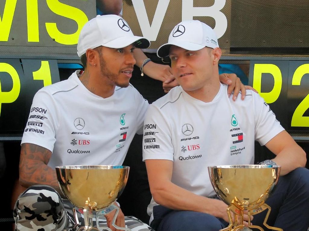 Hamilton Sesungguhnya Tak Menginginkan Team Order Mercedes Hamilton Sesungguhnya Tak Menginginkan Team Order Mercedes