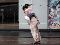 Puluhan Orang Luka-luka Akibat Terjangan Topan Trami di Jepang