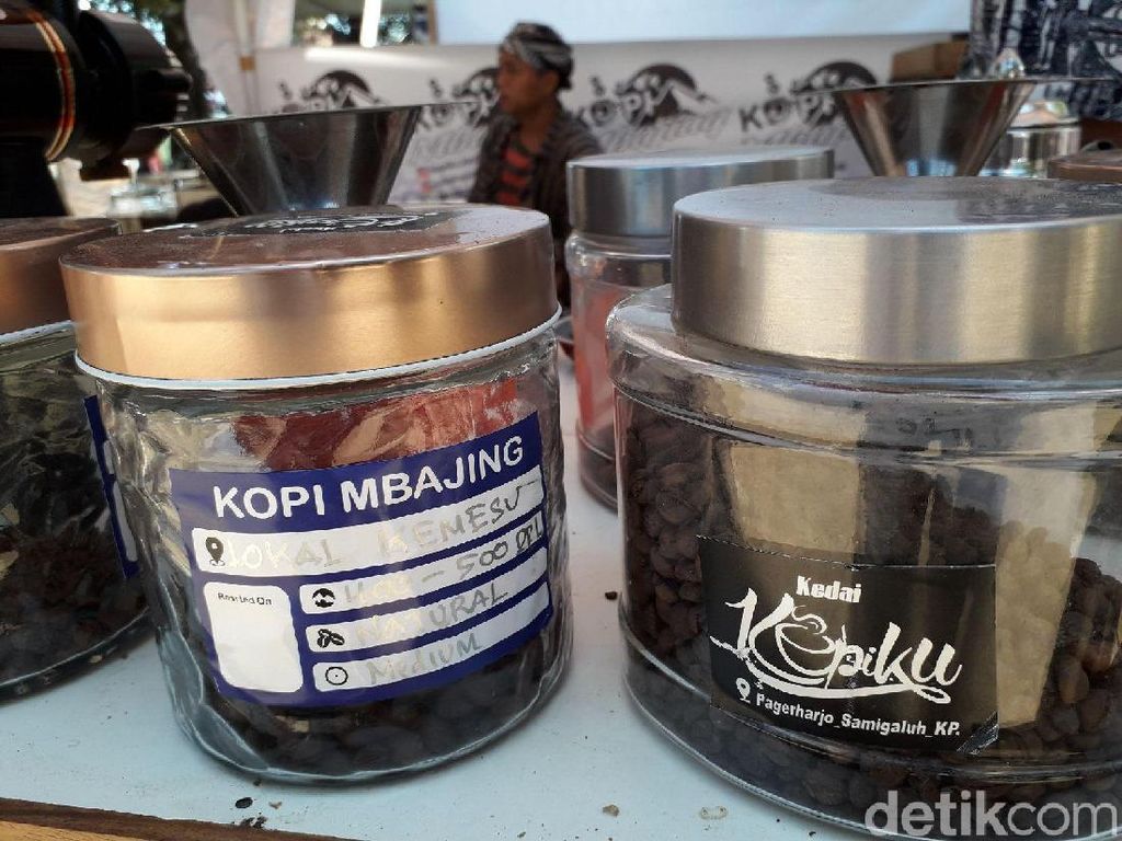 Kopi Mbajing dengan Citarasa Unik dari Perbukitan Menoreh Kopi Mbajing dengan Citarasa Unik dari Perbukitan Menoreh