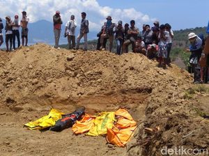 4 Alasan Kenapa Jenazah Korban Bencana Dikubur Massal