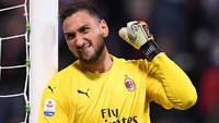 Ekspresi kegembiraan kiper Milan Gianluigi Donnarumma usai raihan tiga angka. (Foto: Alberto Lingria/Reuters)