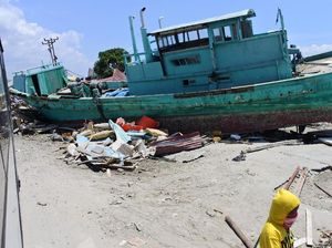 Tsunami Palu, Ini Penampakan Kapal Karam di Jalanan di Tondo
