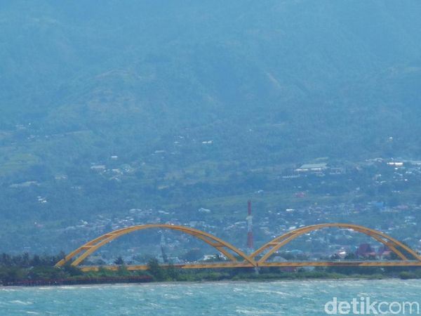 Foto: Jembatan Ikon Palu Sebelum Dihantam Gempa dan Tsunami