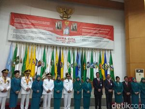 Tiga Istri Gubernur Dilantik Jadi Ketua PKK Provinsi Tiga Istri Gubernur Dilantik Jadi Ketua PKK Provinsi