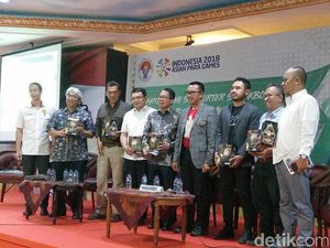 Buntut Tragedi GBLA, Menpora Silatuhrahmi dengan Stakeholder Sepakbola Indonesia Buntut Tragedi GBLA, Menpora Silatuhrahmi dengan Stakeholder Sepakbola Indonesia
