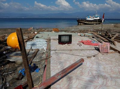 Suasana Pantai Lolik Pasca Gempa-Tsunami di Palu