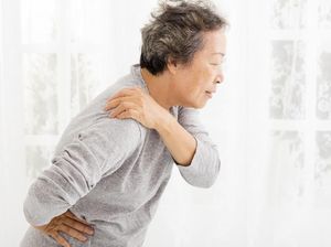Cara Atasi Badan Cepat Lelah dan Pegal karena Faktor Usia Cara Atasi Badan Cepat Lelah dan Pegal karena Faktor Usia