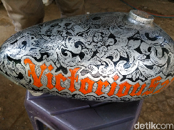 Ini Bagian Motor yang Bisa Diukir Batik