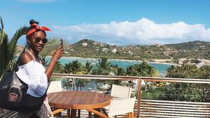 Asyiknya Model Victorias Secret Zuri Tibby Saat Traveling