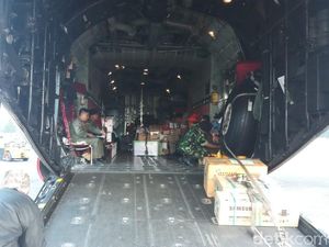 TNI Berangkatkan Tiga Hercules dari Lanud Abdulrachman Saleh ke Palu TNI Berangkatkan Tiga Hercules dari Lanud Abdulrachman Saleh ke Palu