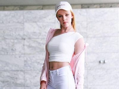 Viral, Remaja Cantik Namibia yang Mirip Tokoh Antagonis di Film Mean Girls