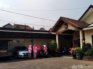 Pegawai Puskesmas Karangploso Mulai Diperiksa Pasca OTT Polda Jatim Pegawai Puskesmas Karangploso Mulai Diperiksa Pasca OTT Polda Jatim