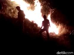 Kebakaran di Gunung Penanggungan Padam, Pendaki Belum Boleh Naik