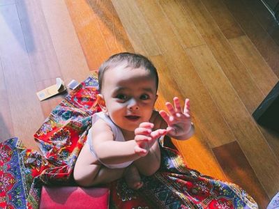 7 Foto Ganteng Zavier, Anak Bungsu Hengky Kurniawan