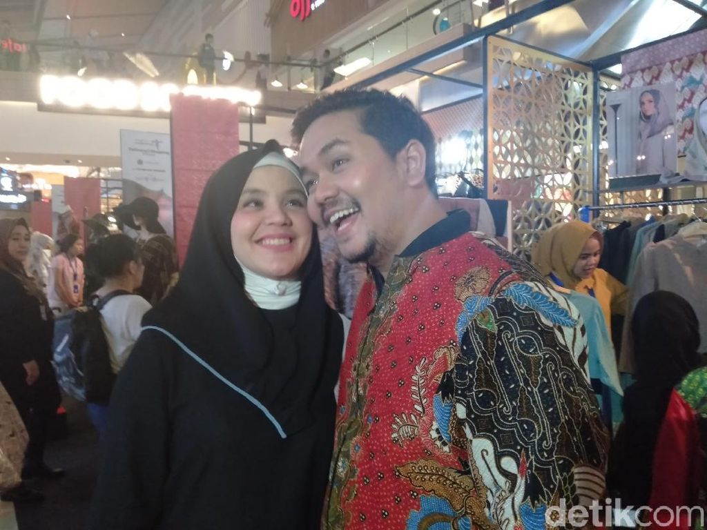 Indra Bekti dan Istri Ngebet Pengin Punya Anak Laki-laki Indra Bekti dan Istri Ngebet Pengin Punya Anak Laki-laki