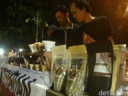 Menikmati Kopi Asli Banyumas Sambil Berdonasi untuk Korban Gempa dan Tsunami Palu