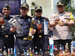 Penerimaan Cukai Naik Tapi Bea Turun Drastis