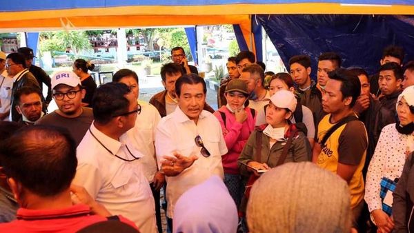 BRI Pasok Makanan untuk Korban Gempa Palu