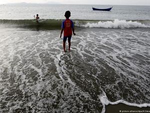 Pemasangan Pendeteksi Dini Tsunami Baru Terhambat Devaluasi Rupiah?