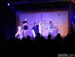 Peringati Hari Batik, Sehelai Kain Diceritakan Lewat Sendratari