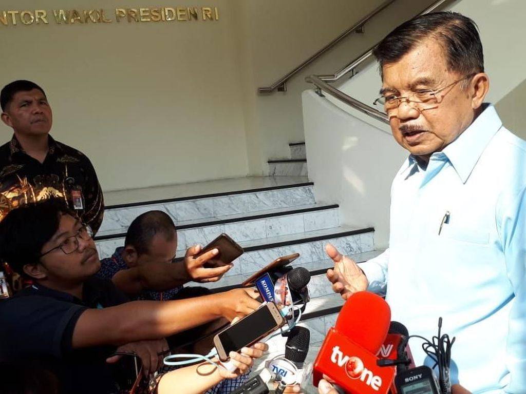 JK: Belum Ada Menteri Jadi Tersangka KPK, Kalau Ada Mungkin Di-reshuffle JK: Belum Ada Menteri Jadi Tersangka KPK, Kalau Ada Mungkin Di-reshuffle