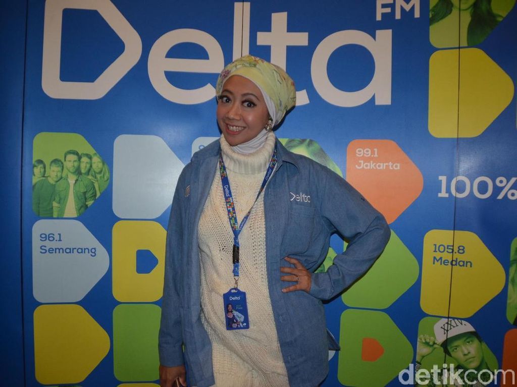 Asri Welas: Ramadhan Tahun Ini, PR Aku Banyak Banget Asri Welas: Ramadhan Tahun Ini, PR Aku Banyak Banget