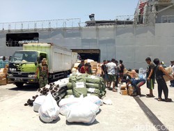 KRI Soeharso Juga Angkut 93 Tenaga Medis untuk Warga Palu