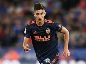 Akan Tinggalkan Valencia, Ferran Torres Mendekat ke Man City