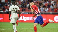 Victor Mollejo, lahir pada 21 Januari 2001, menjadi pemain milenium pertama Atletico Madrid. Debutnya bersama tim senior terjadi tahun lalu, ketika masih berusia 16 tahun. Ia disebut-sebut menjadi striker masa depan Spanyol. (Foto: Suhaimi Abdullah/Getty Images for ICC)