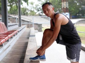 Penglihatan Abdul Halim Meredup Usai Terpeleset dari Pohon Jambu Penglihatan Abdul Halim Meredup Usai Terpeleset dari Pohon Jambu