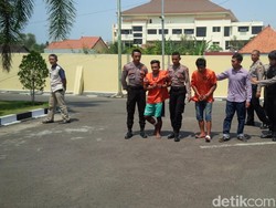 Polisi Tembak Kaki Penganiaya Wisatawan Asing di Gunung Bromo