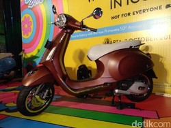 Ini Aksesori Khusus untuk Konsumen Vespa Primavera Edisi 50 Tahun