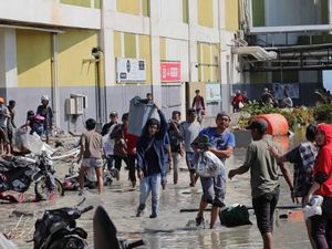 Jejaring Sosial Membuat Warga Semakin Tergerak Bantu Korban Gempa