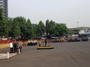 Menpora Pimpin Apel Pengamanan Asian Para Games di Polda Metro Menpora Pimpin Apel Pengamanan Asian Para Games di Polda Metro