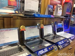 Dolar AS Tembus Rp 15.000 Bikin Harga Laptop Naik Rp 200.000