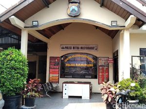 17 Pegawai Puskesmas Karangploso Jalani Pemeriksaan Pasca OTT 17 Pegawai Puskesmas Karangploso Jalani Pemeriksaan Pasca OTT