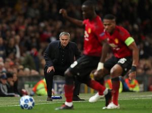 Imbang atas Valencia, Mourinho Puji Penampilan MU