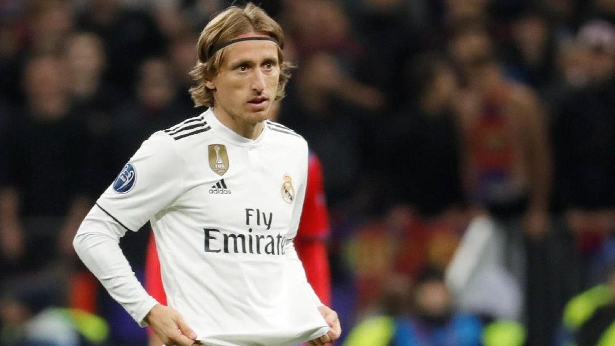 Luka Modric mengalami penurunan level usai Piala Dunia 2018. (Foto: Tatyana Makeyeva/Reuters)