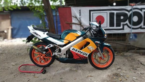 Mengenang Pamor Motor Sport Dua Tak Honda NSR