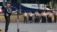 Begini Gaya Menpora Saat Pimpin Apel Pengamanan Asian Para Games