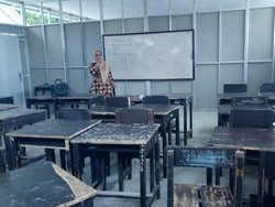 KPAI: Sekolah Darurat di Lombok Butuh Lebih Banyak Toilet dan Kipas