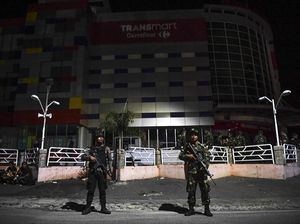 Potret TNI-Polri Menjaga Keamanan di Kota Palu