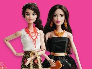 Foto: Saat Barbie Nggak Kalah Modis dengan Batik di Hari Batik Nasional