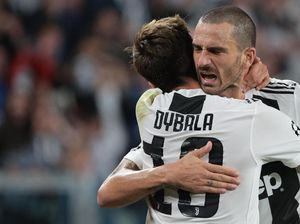 Bonucci dan Dybala yang Cedera Tetap Dibawa Pirlo Lawan Porto