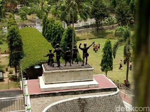 Monumen Kresek, Mengingat Sejarah Kelam PKI di Madiun Monumen Kresek, Mengingat Sejarah Kelam PKI di Madiun