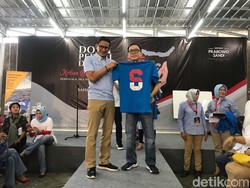 Seknas Gelar Lelang untuk Palu, Baju Sandiaga Terjual Rp 25 Juta