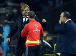 Kisah Lawas Klopp di Napoli: Dikartumerah Lalu Merokok di Stadion