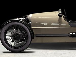 Ini 5 Mobil Terkeren yang Gendong Mesin Motor