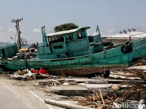 Suasana Pantai Taipa 5 Hari Pasca Diterjang Gempa dan Tsunami